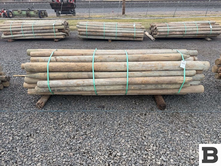 ..-wooden-posts-image-1