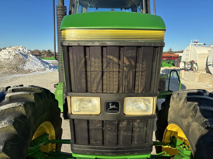 1994-john-deere-7700-image-11