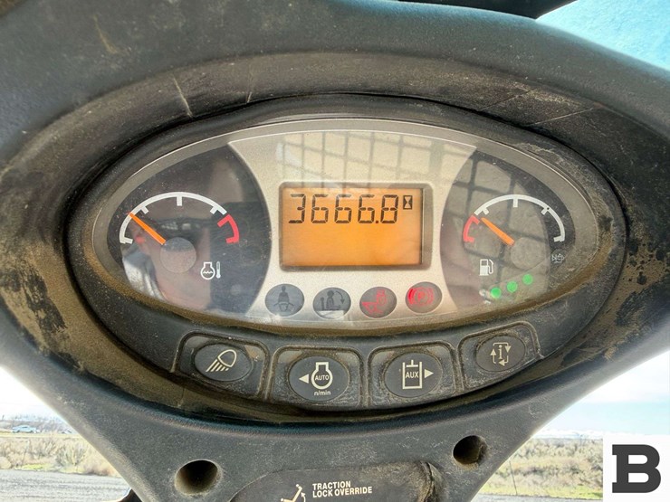 2019-bobcat-s770-image-39