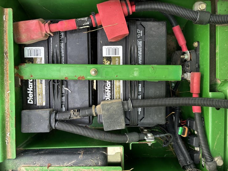 2014-john-deere-4830-image-65