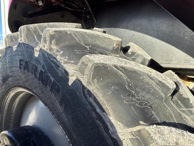 2011-case-ih-magnum-315-image-60