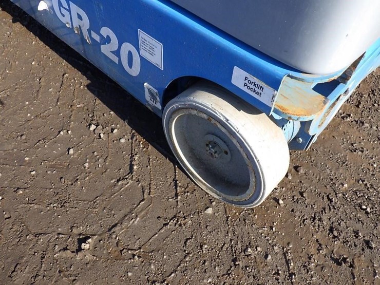 2013-genie-gr20-image-14