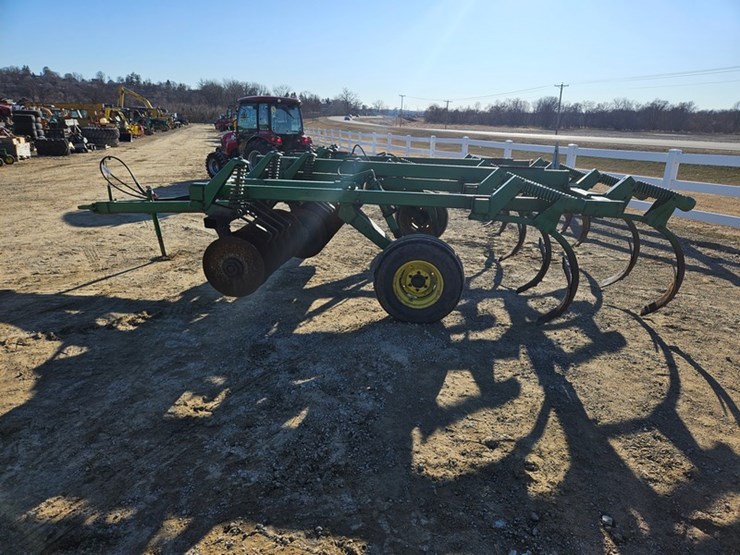 john-deere-712-image-2