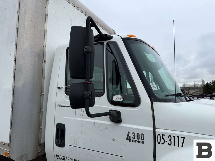 2006-international-durastar-4300-image-35