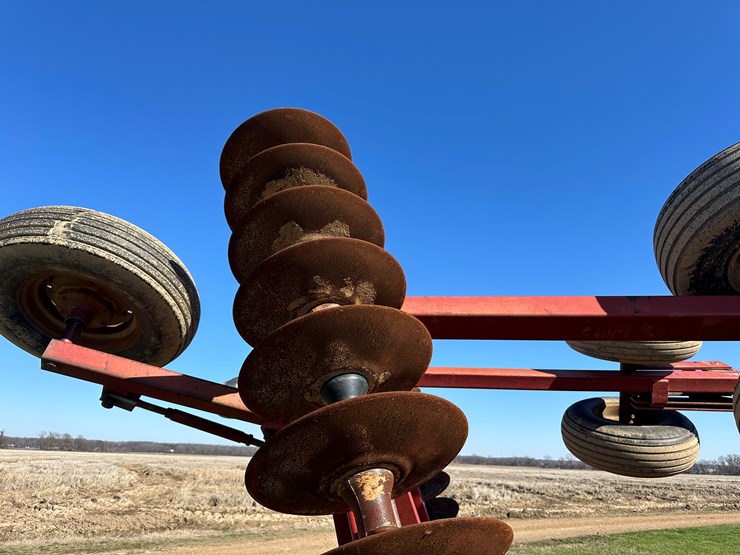 case-ih-3900-image-28