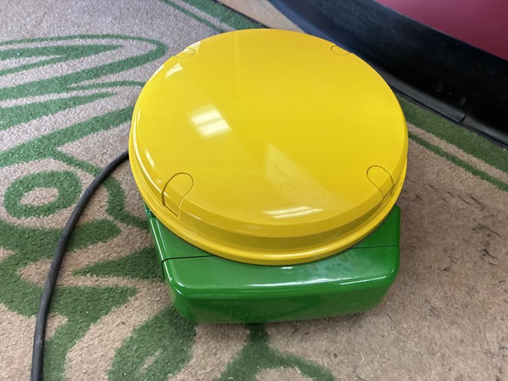 john-deere-7000-image-5