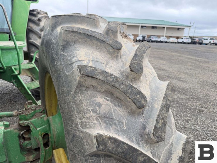 1992-john-deere-4960-image-13