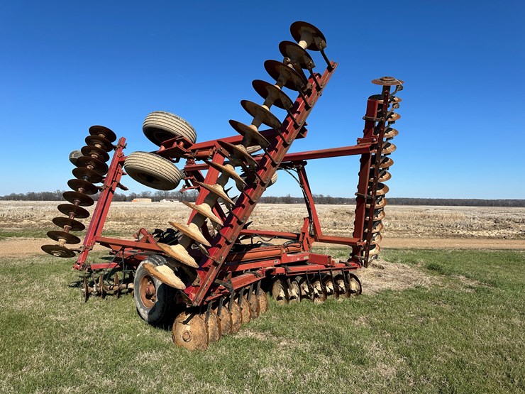 case-ih-3900-image-4