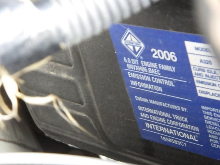 2007-ford-f550-image-32