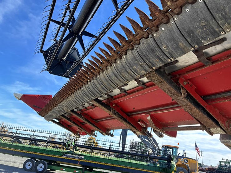 2011-case-ih-3020-image-36