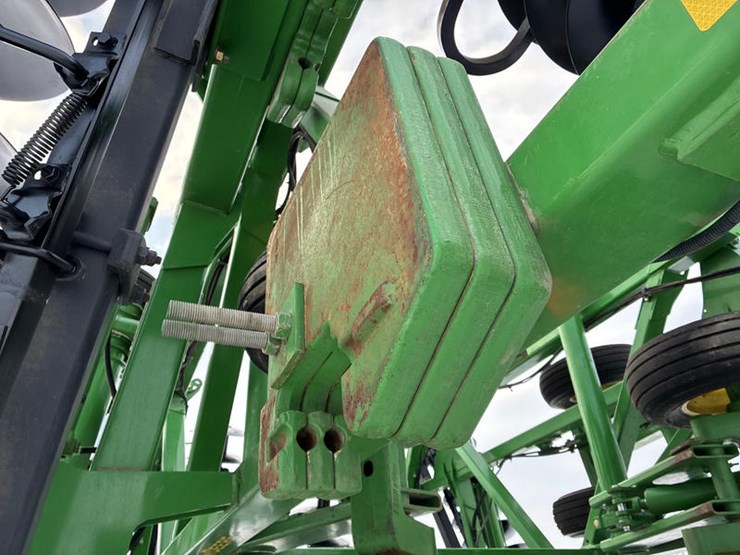 2008-john-deere-637-image-46