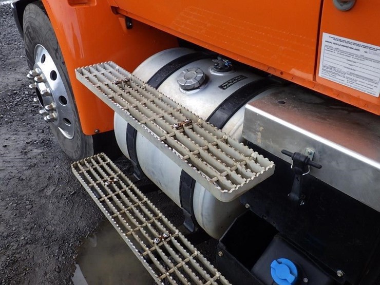 2021-international-mv607-image-23