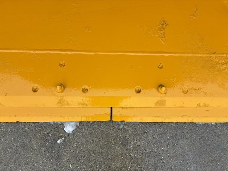 2019-deere-544l-image-15