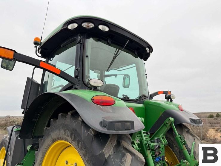 2012-john-deere-7260r-image-25