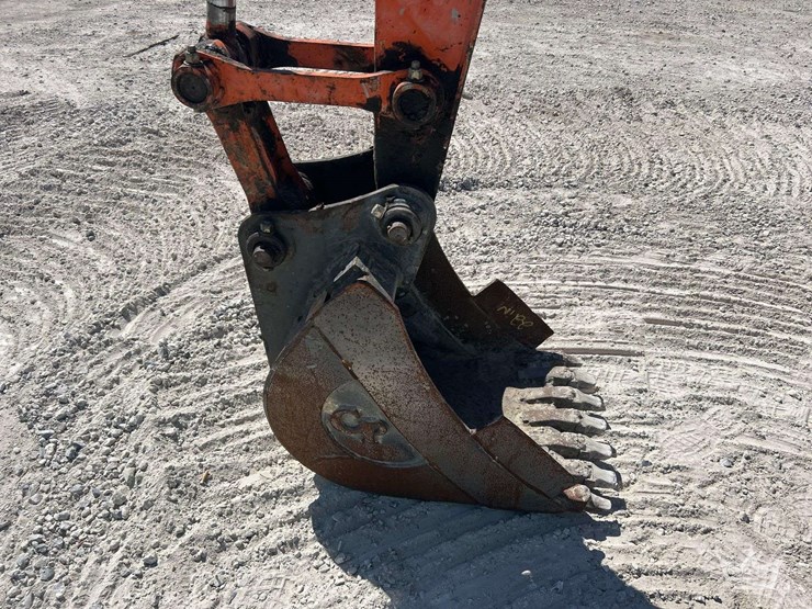 hitachi-zx75us-image-20