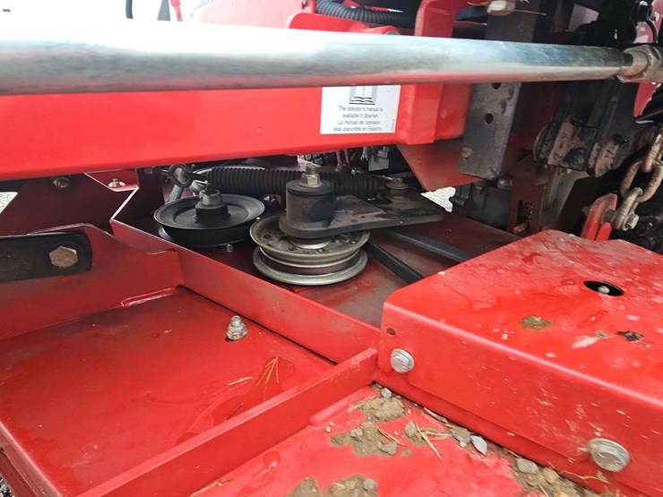 2022-ferris-is-600z-zero-turn-lawn-mower-image-36