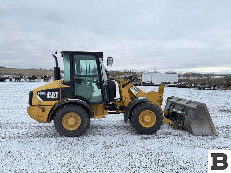 2013-caterpillar-906-image-7