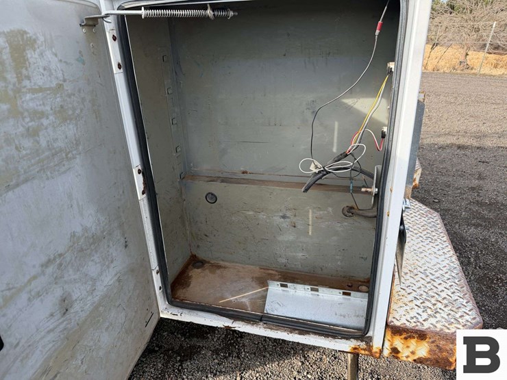 2008-ford-f350-image-26