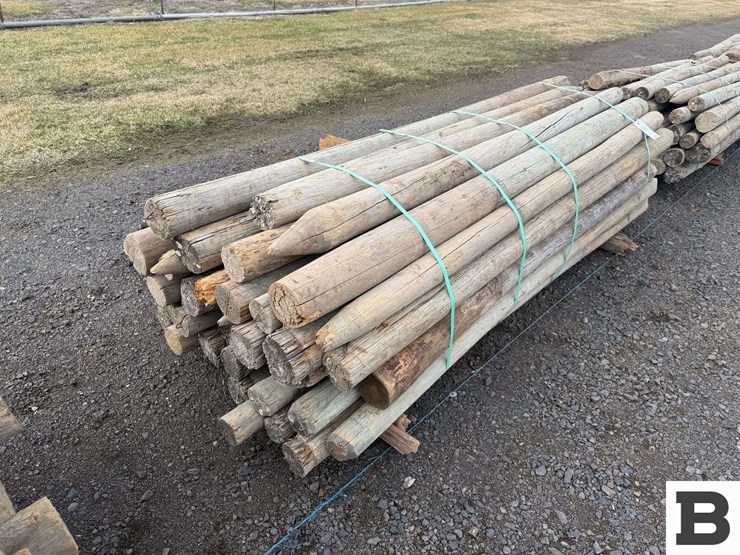 ..-wooden-posts-image-7