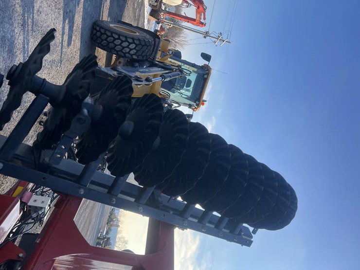 2020-case-ih-true-tandem-335vt-image-19