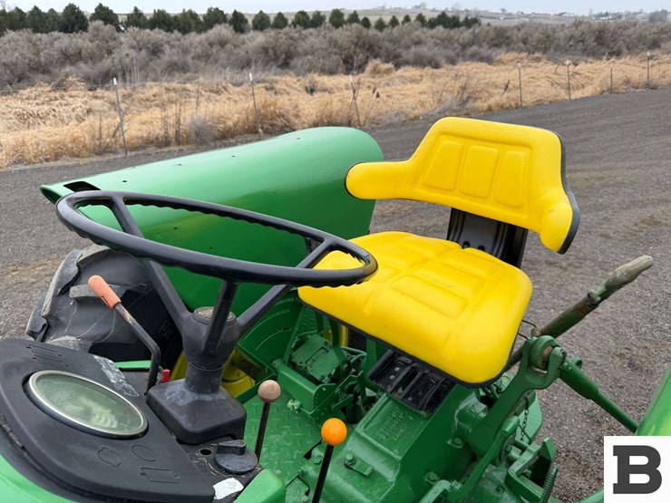 1980-john-deere-2940-image-36