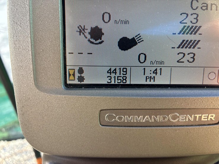 2008-john-deere-9870-sts-image-110