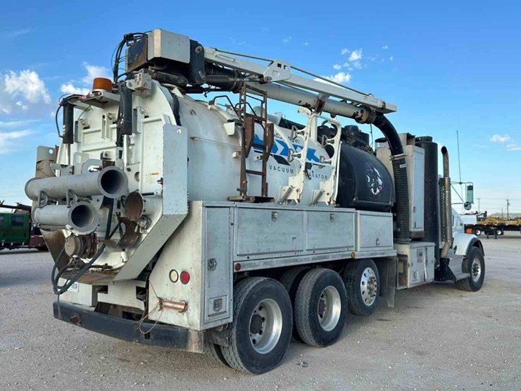 2015-kenworth-t800-image-3