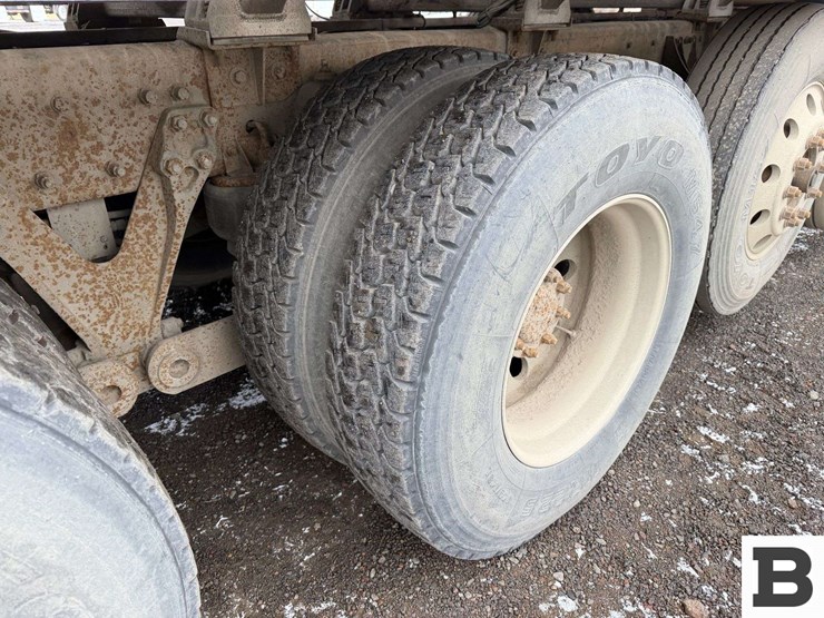 1998-kenworth-t800-image-59