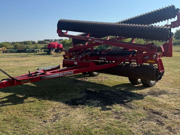 2019-brillion-wfp-cultipacker-image-1