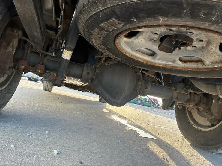 2019-chevrolet-2500-image-38