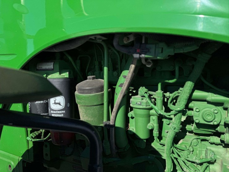 2012-john-deere-8310r-image-74