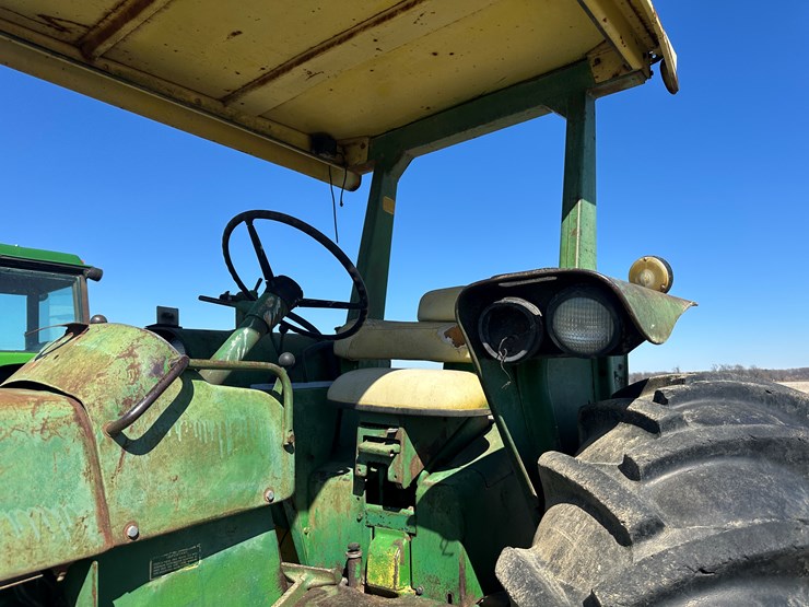 john-deere-4020-image-43