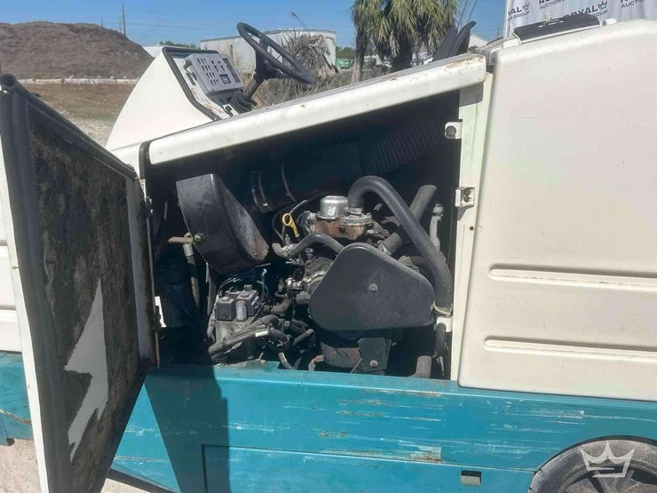 tennant-7400-image-23