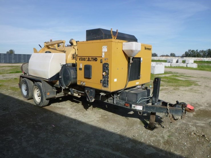 2013-vermeer-v500-image-2