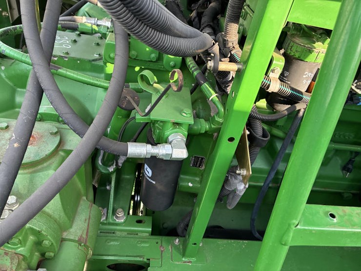 2009-john-deere-9570-sts-image-86