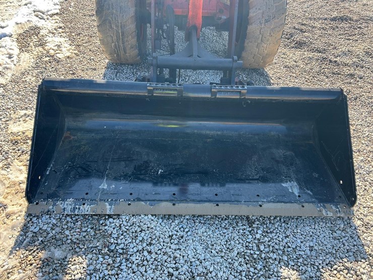 2018-kubota-r630-image-9