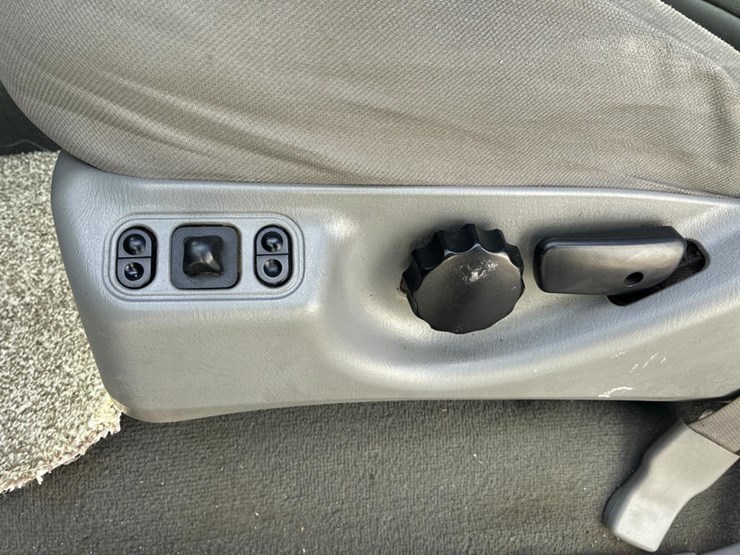 2004-ford-f250-image-51