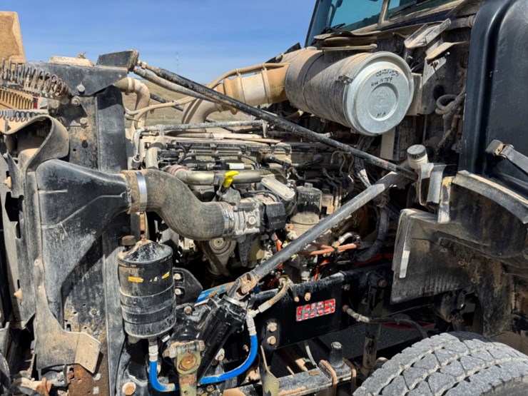 2011-western-star-4900sa-image-9