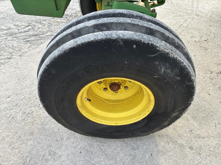 1990-john-deere-4455-image-46