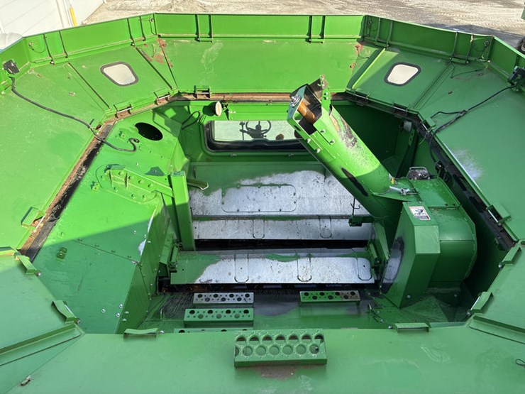 2015-john-deere-s670-image-90