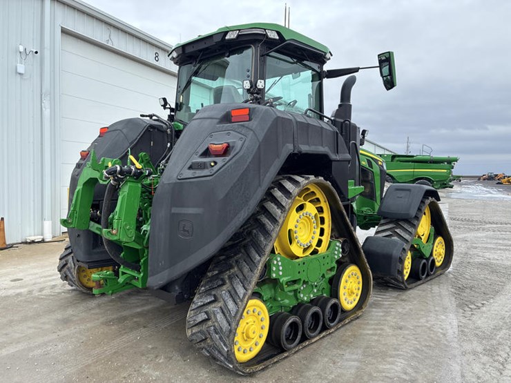 2021-john-deere-8rx-410-image-4