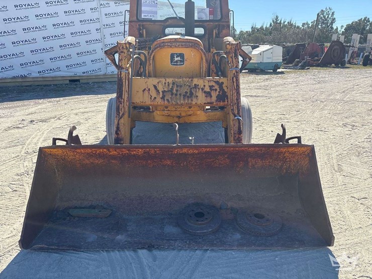 john-deere-302a-image-17