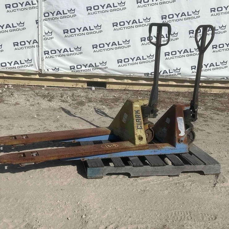 Pallet jack