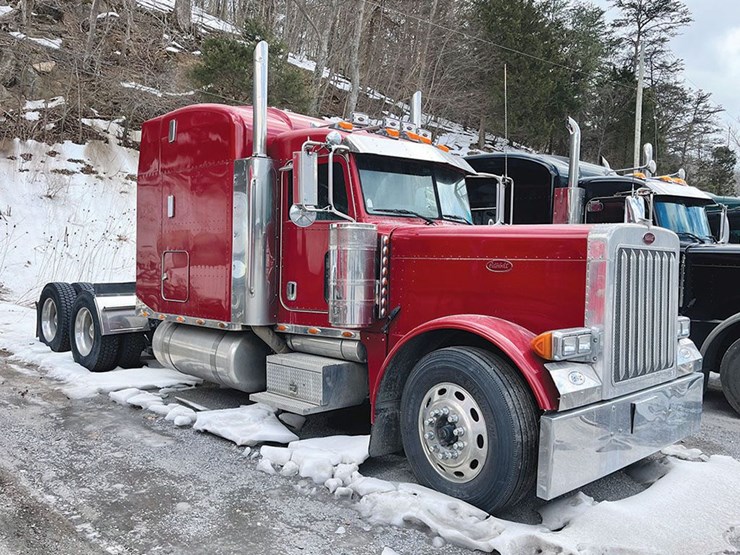 2006-peterbilt-379-image-1