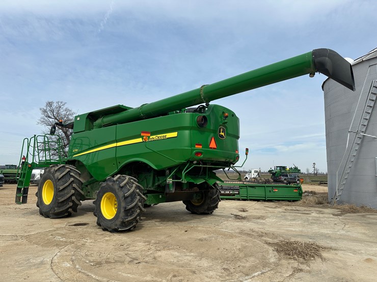 2020-john-deere-s770-image-4