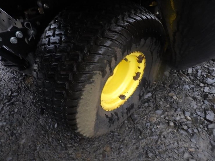 john-deere-x300-image-22