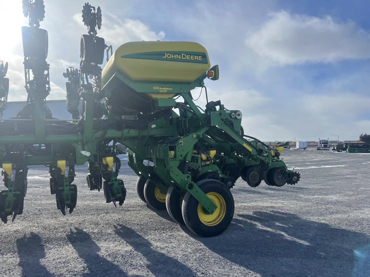 2004-john-deere-1790-image-7