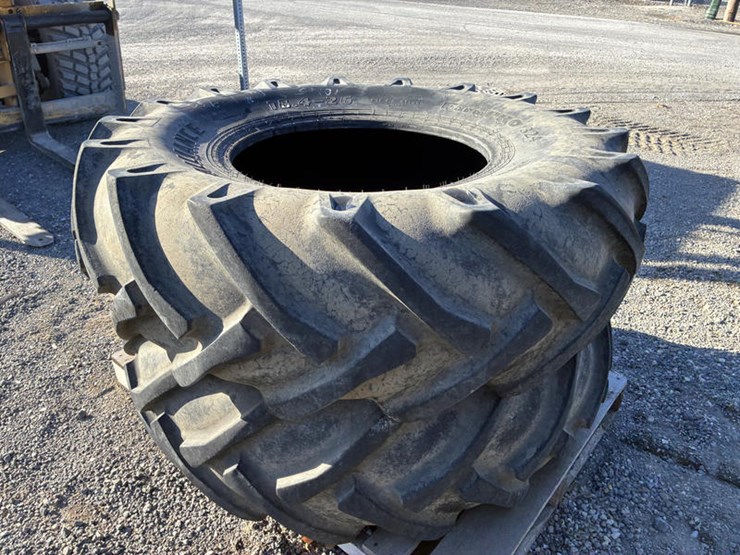 #5060-•-2---18.4-26-tires-image-1