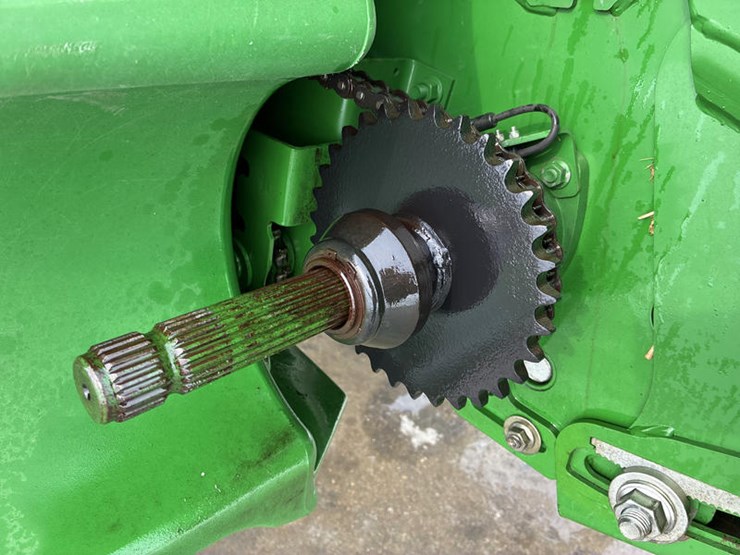 2011-john-deere-9670-sts-image-24