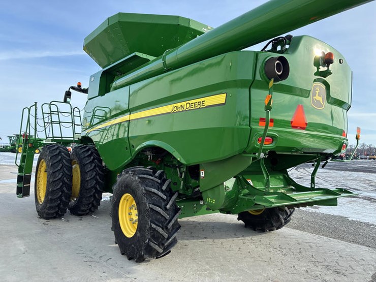 2015-john-deere-s680-image-6